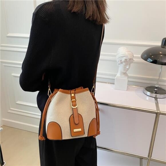 Straw Braided Adjustable Strap Crossbody Bag - Picture 13 of 14